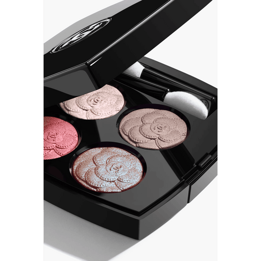 CHANEL 香奈兒 2025春季 LES 4 OMBRES UTOPIA 山茶花浮雕四色眼影 387 - UTOPIA - La Fée Beauty