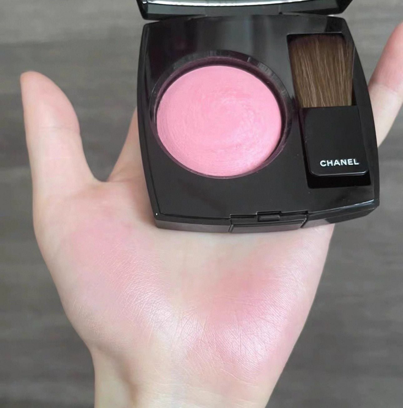 CHANEL 胭脂 44 - NARCISSE 牛奶粉色 6g - La Fée Beauty