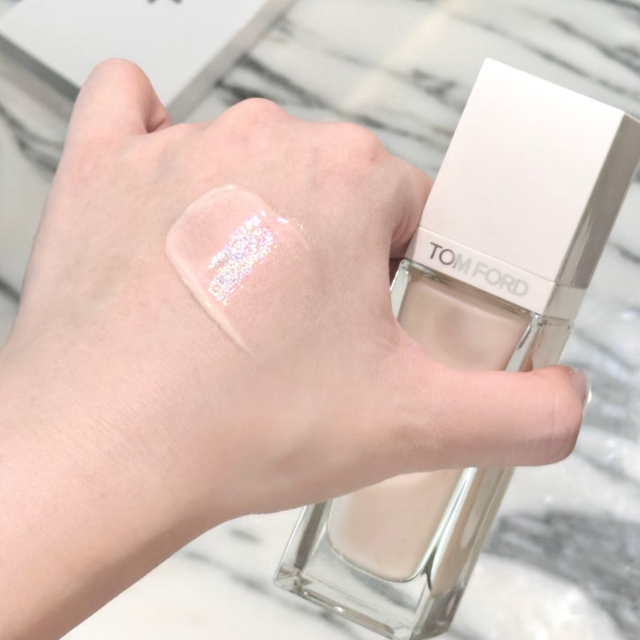 TOMFORD 2025聖誕限定 雪映流光 妝前高光乳 30ml - La Fée Beauty