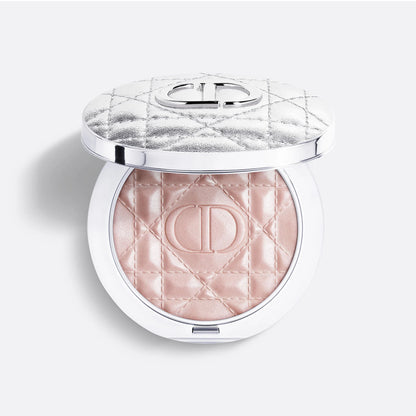 Dior 新品 恆久貼肌亮采蜜粉餅 6g