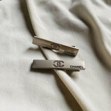 CHANEL 香奈兒 beaute 亞洲地區滿額禮品 超美髮夾 有銀/黑兩款