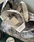 Dior beauty counter 2025 VIP gift tote bag 迪奧 叢林系列 重工刺繡托特袋 購物袋