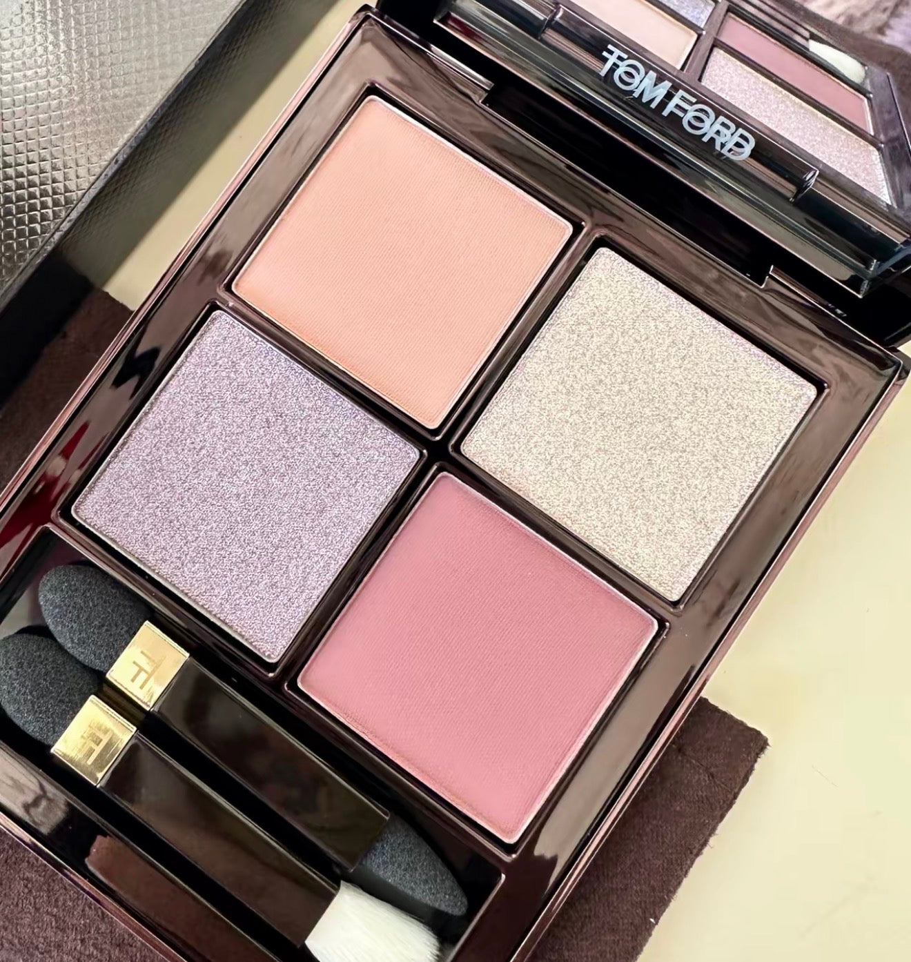 TOMFORD 2026年全新金色T盤 幻魅經典四色眼影盤 11g #38 METALLIC MAUVE