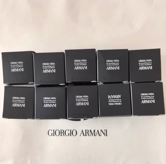 GIORGIO ARMANI 新版 CREMA NERA 極致重塑面霜 （第三代） 5ml x 10個 旅行裝￼