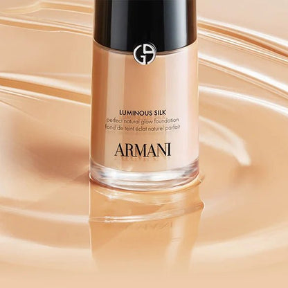 Armani 阿瑪尼 2026新版 LUMINOUS SILK 水潤絲光粉底液 30ml - La Fée Beauty