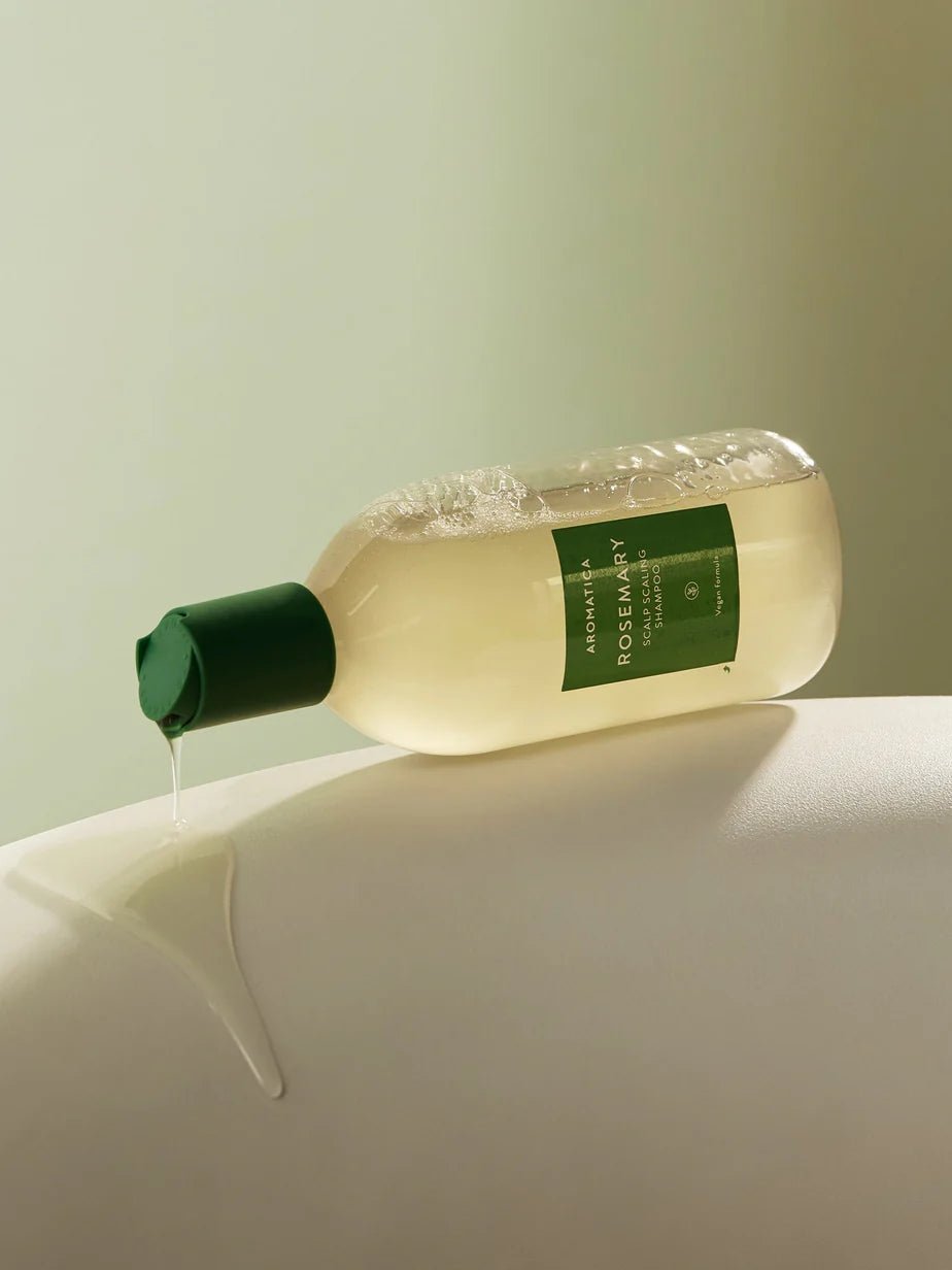 韓國 AROMATICA 艾瑪植萃 迷迭香頭皮清潔防脫洗頭水 400ml - La Fée Beauty