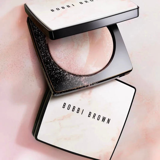 Bobbi Brown Sheer Finish Blurring Powder 粉透柔光粉餅 - La Fée Beauty