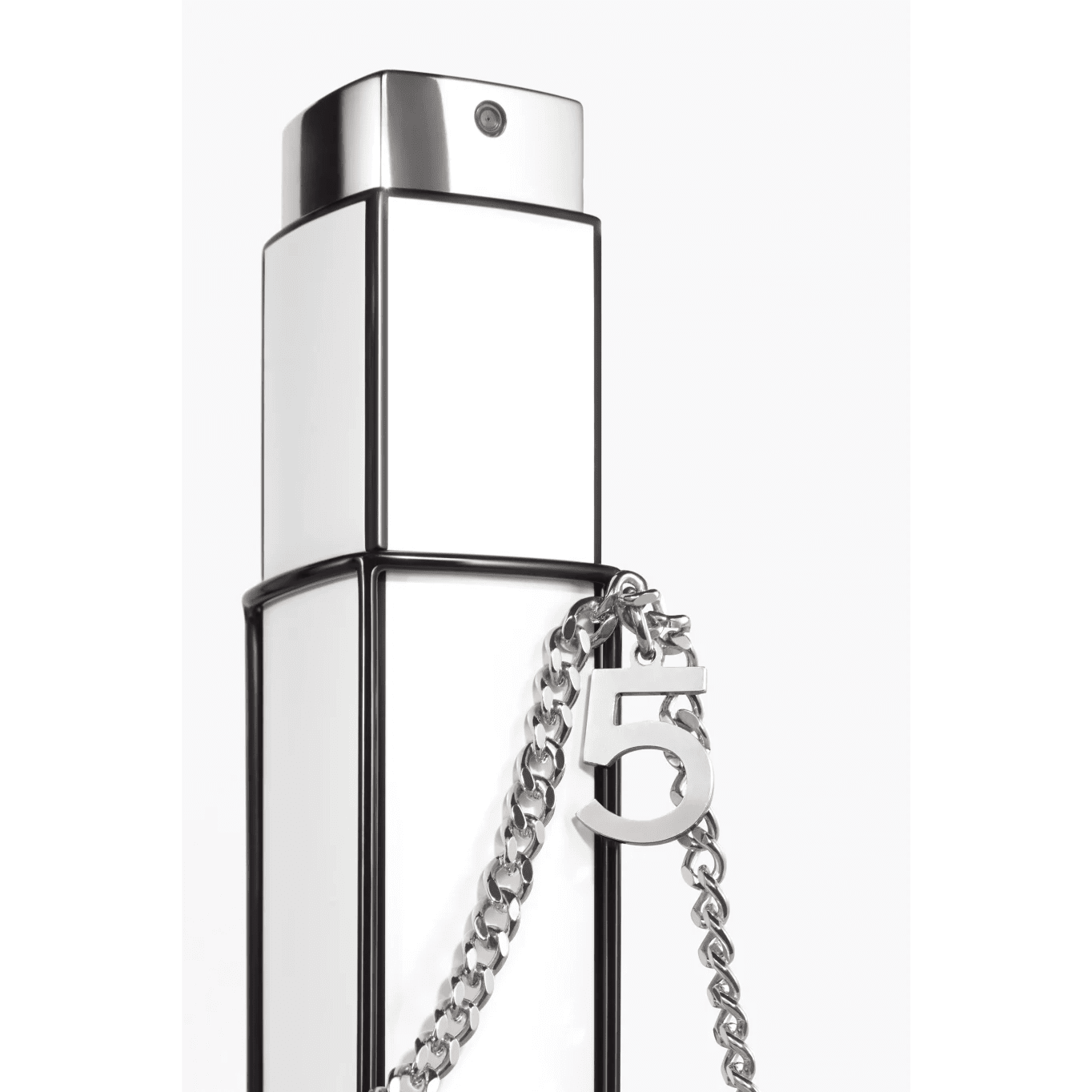 CHANEL 香奈兒 聖誕限定 N°5 L'EAU EAU DE TOILETTE REFILLABLE PURSE SPRAY 3 x 7ml - La Fée Beauty