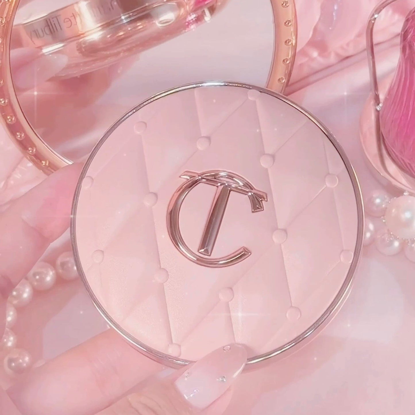 CHARLOTTE TILBURY PILLOW TALK BEAUTIFYING CUSHION FOUNDATION 夢幻柔光粉氣墊 - La Fée Beauty