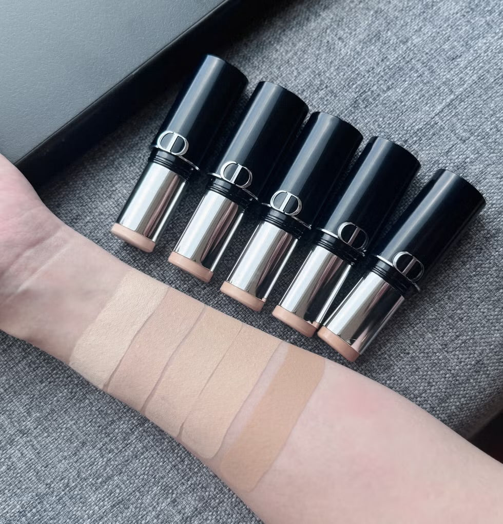 DIOR 恆久貼肌多用途柔焦粉底棒 10g - La Fée Beauty