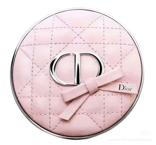 Dior 2026全新 「櫻花粉蝴蝶結」限定氣墊 PINK BOW （殼+粉芯） - La Fée Beauty
