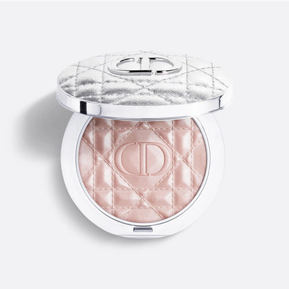 Dior 新品 恆久貼肌亮采蜜粉餅 6g - La Fée Beauty