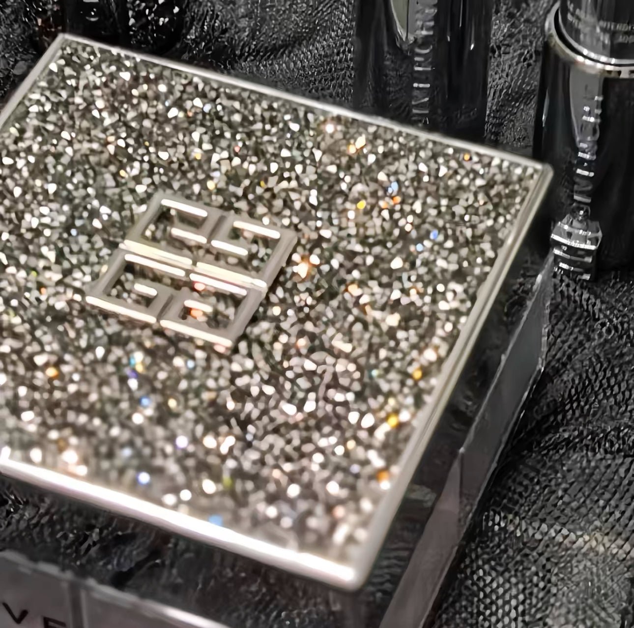 Givenchy 紀梵希 2024聖誕限定 高級訂製稜鏡四色蜜粉 N1 - La Fée Beauty