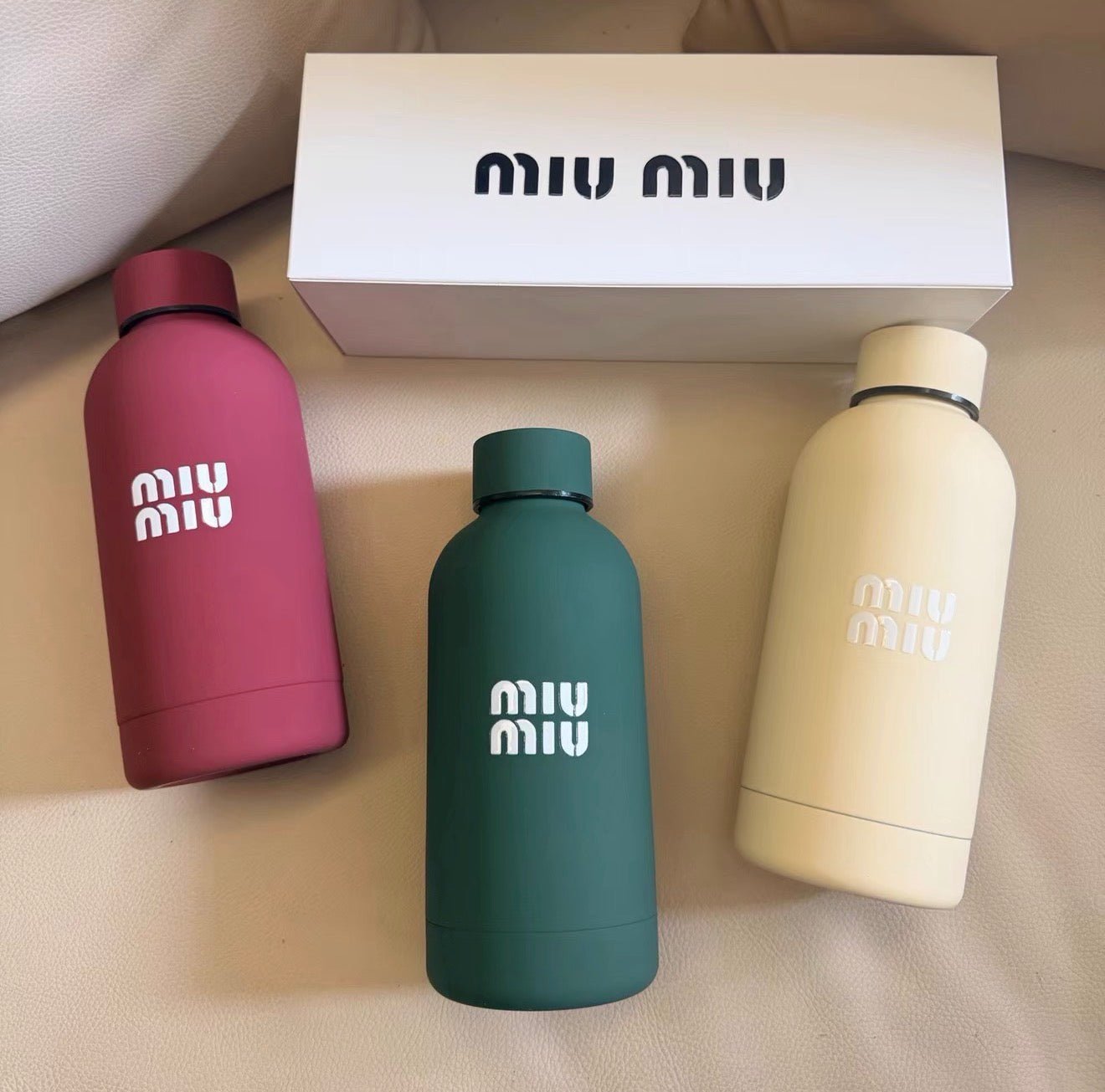 MIUMIU 限量保溫杯 350ml - La Fée Beauty