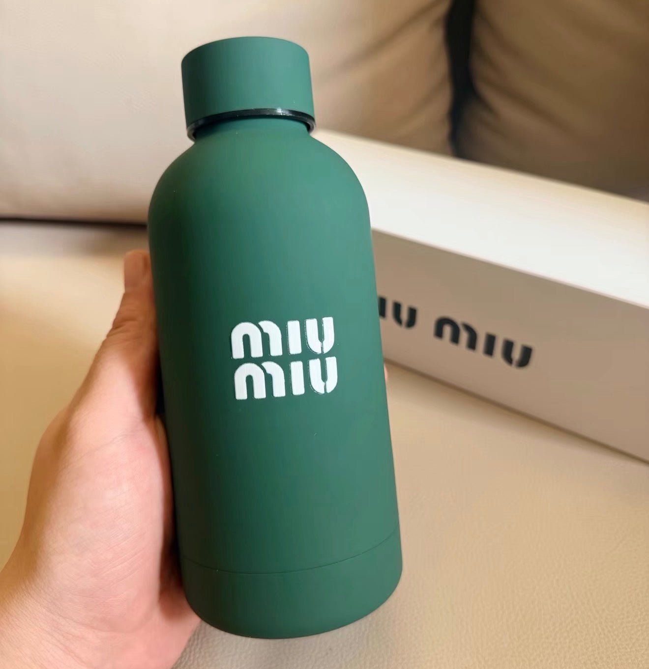 MIUMIU 限量保溫杯 350ml - La Fée Beauty