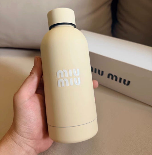 MIUMIU 限量保溫杯 350ml - La Fée Beauty