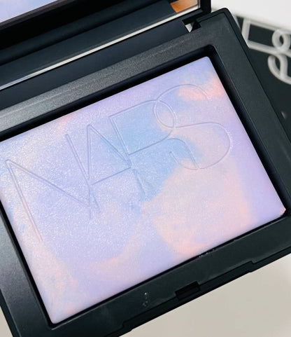 NARS 原生光星幻蜜粉餅 - 星雲紫 10g - La Fée Beauty