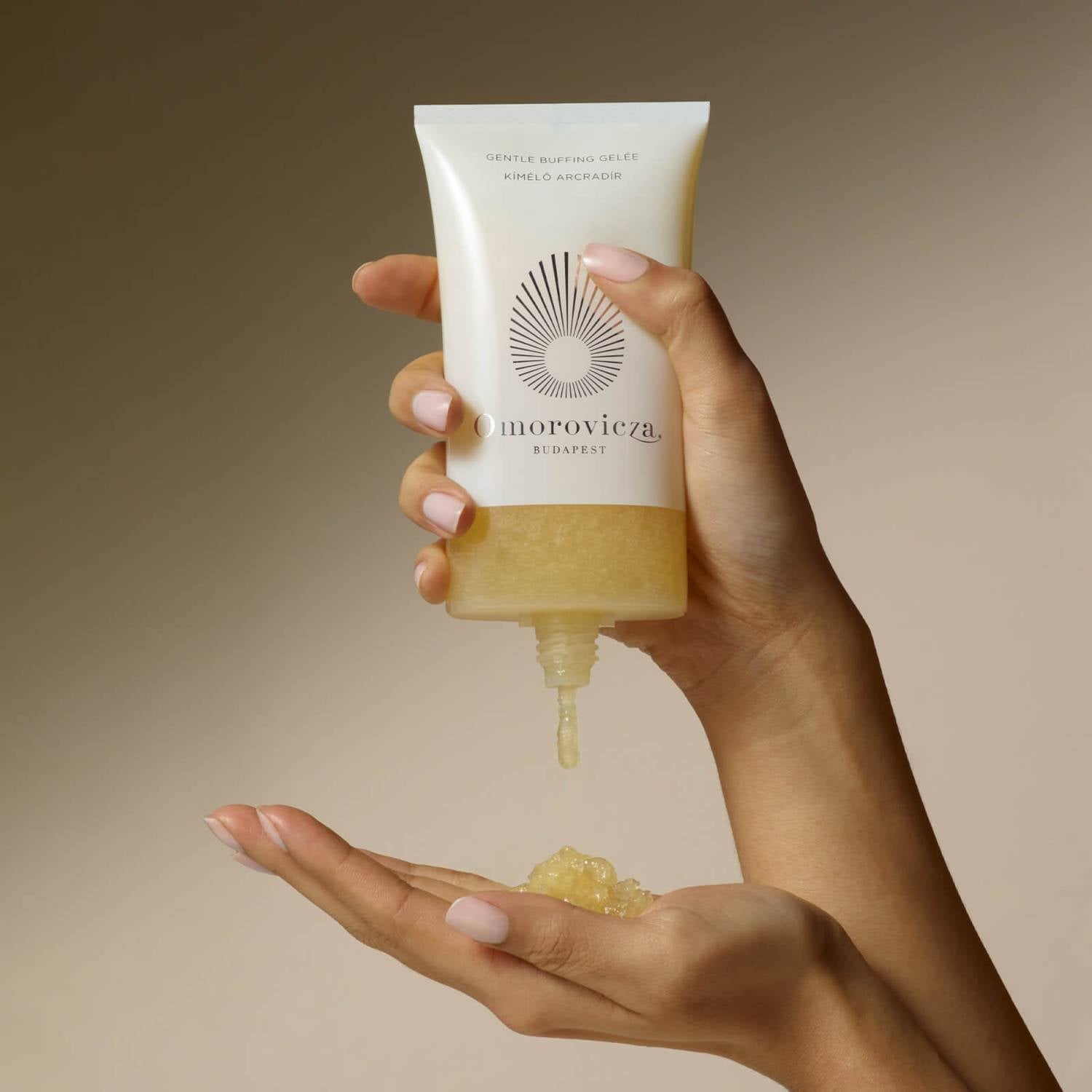Omorovicza 亮膚雪芭潔面啫喱150ml - La Fée Beauty