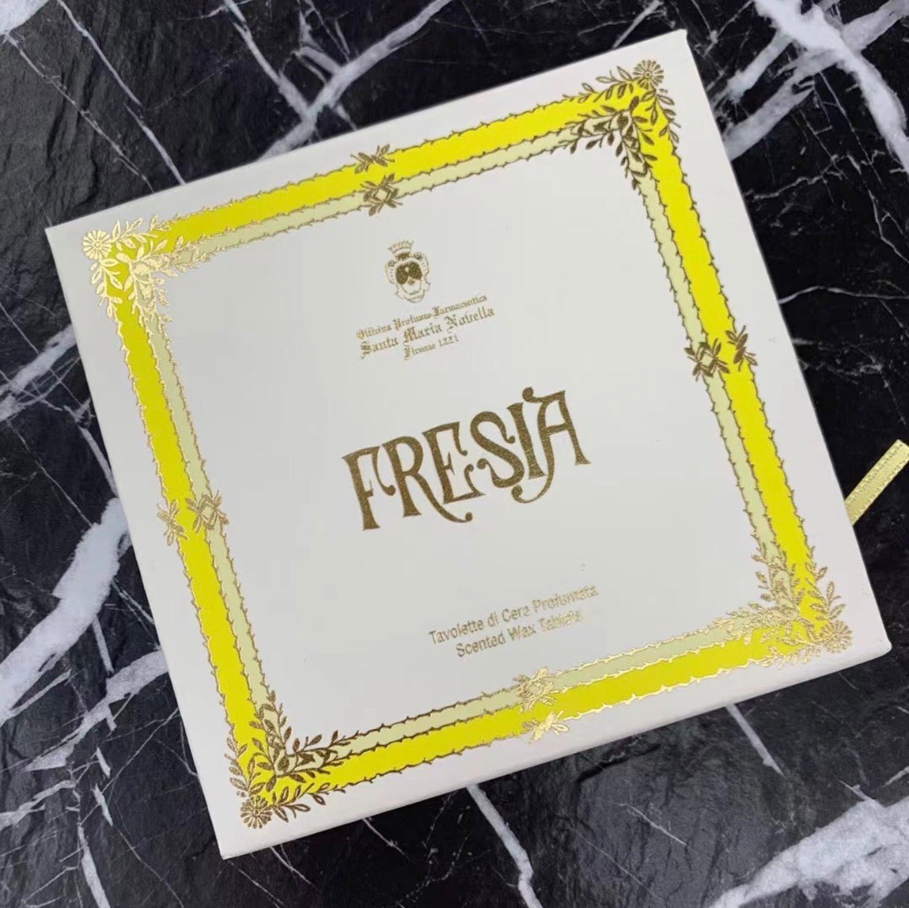 Santa Maria Novella Tavolette Di Cera Profumata Scented Wax Tablets 意大利當代皇室御用品牌:聖塔瑪利亞諾維拉修道院-衣櫃香薰蠟片 30g x2 - La Fée Beauty