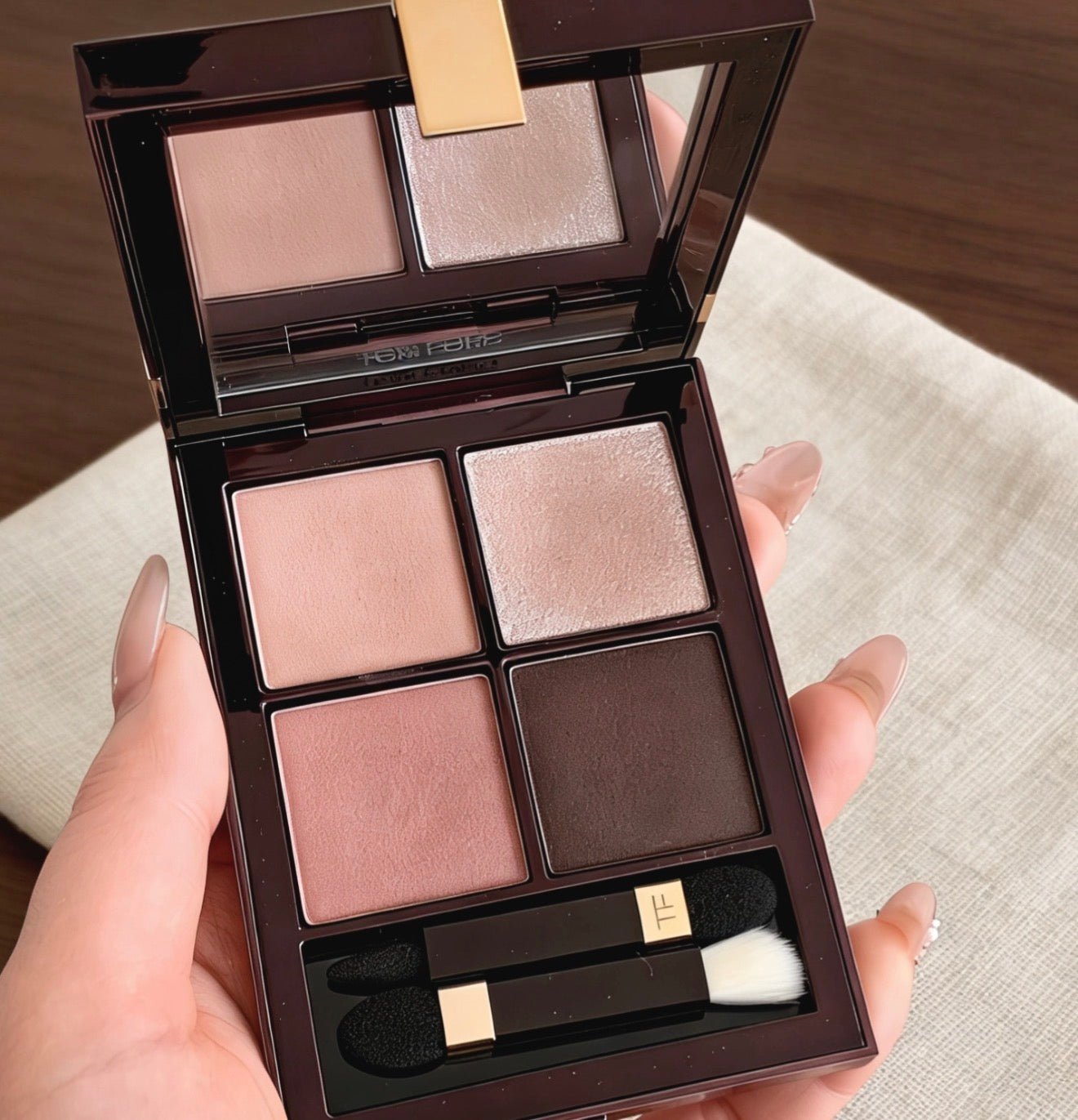 TOMFORD 2026年全新金色T盤 幻魅經典四色眼影盤 11g 20 DISCO DUST - La Fée Beauty