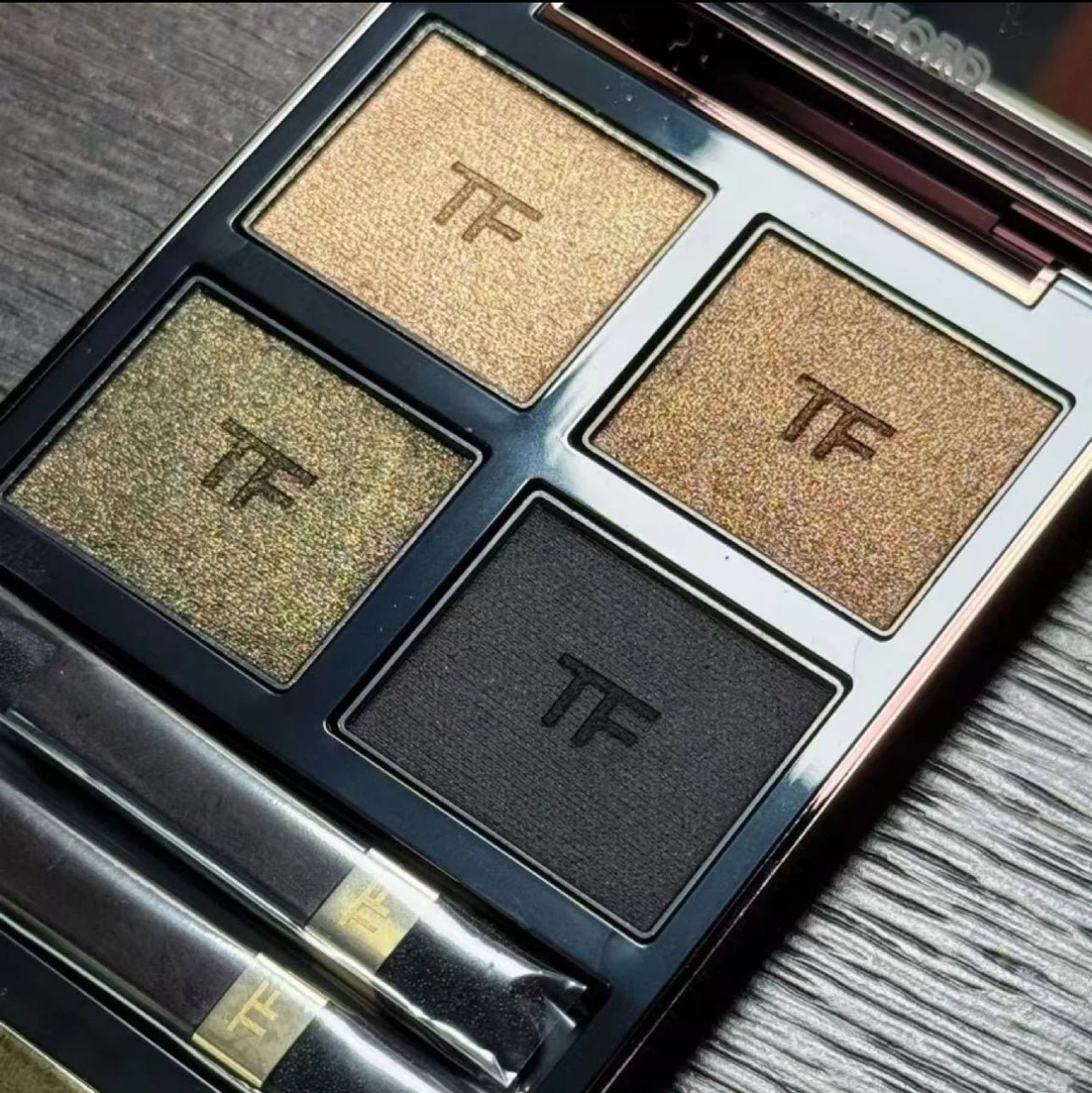 TOMFORD 高級訂製四格眼影 47 Olive Smoke 9G - La Fée Beauty