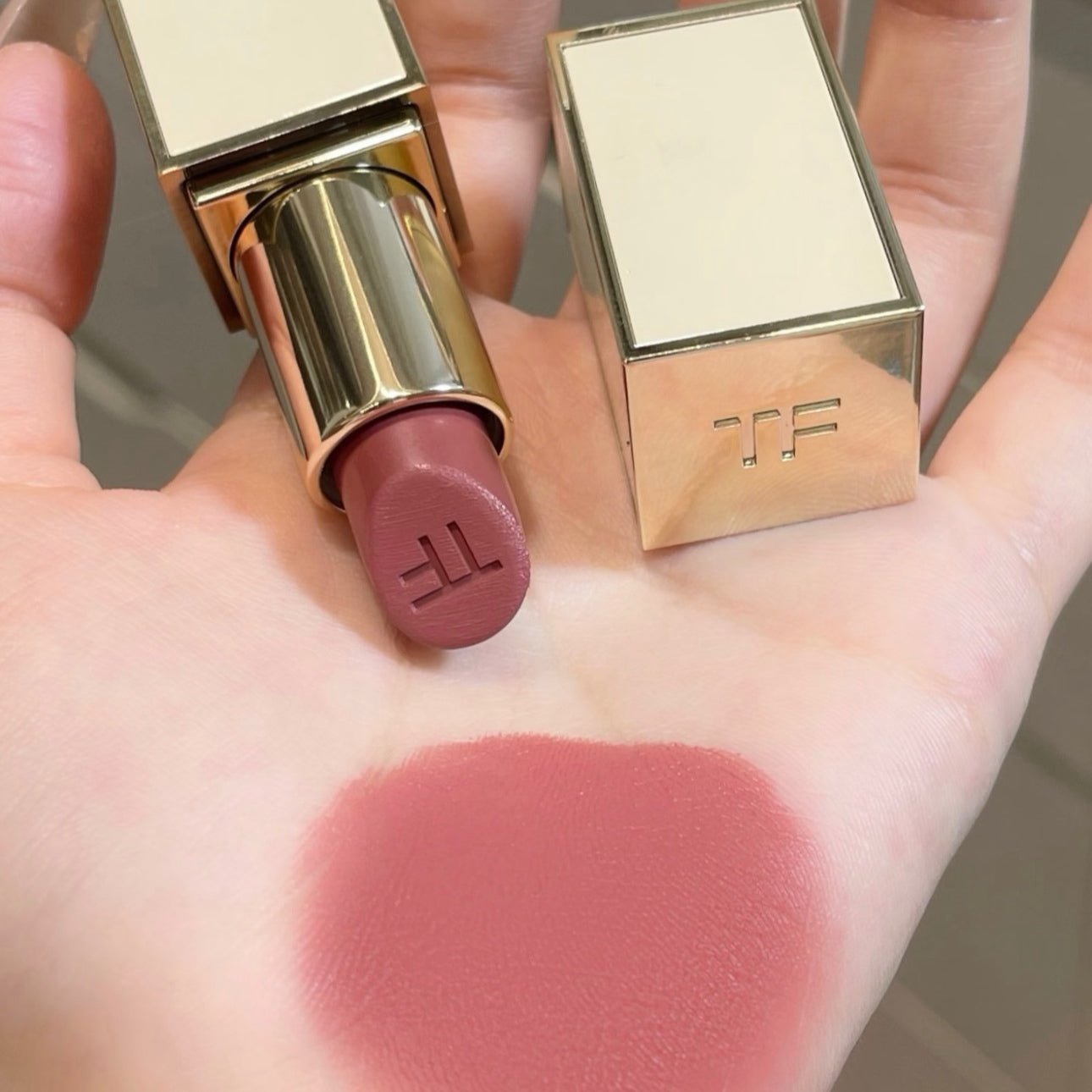 TOMFORD 限定 禁忌香草唇膏511大秀粉棕 - La Fée Beauty
