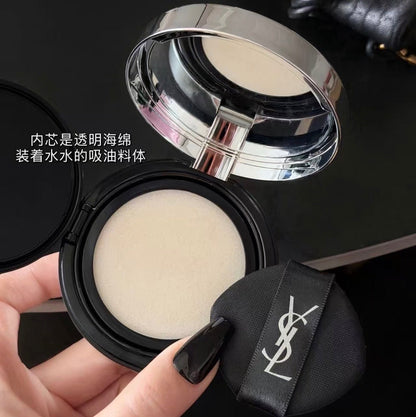 YSL 2026年 柔霧定妝藍色冰氣墊 水散粉 14g - La Fée Beauty
