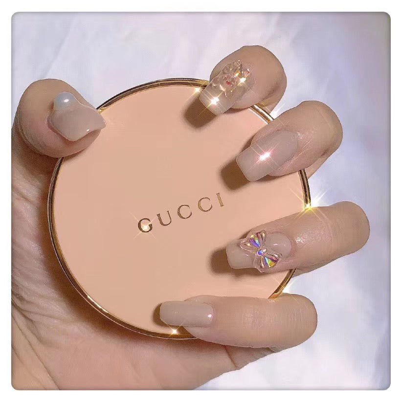 GUCCI 古馳 透亮柔滑蜜粉餅 定妝控油 帶粉撲絲絨袋 10g - La Fée Beauty