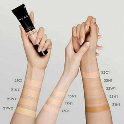 韓國 HERA赫拉 BLACK FOUNDATION 黑色粉底SPF 15 / PA+ 35ml - La Fée Beauty