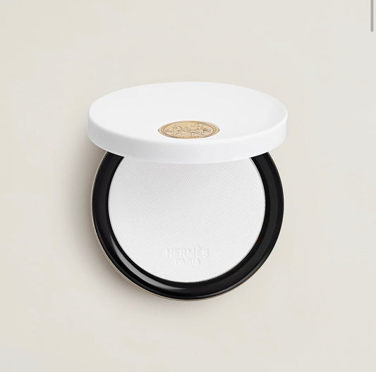 Hermès Plein Air, Radiant matte powder, Nuage 霧面煥顏蜜粉餅 01 - La Fée Beauty