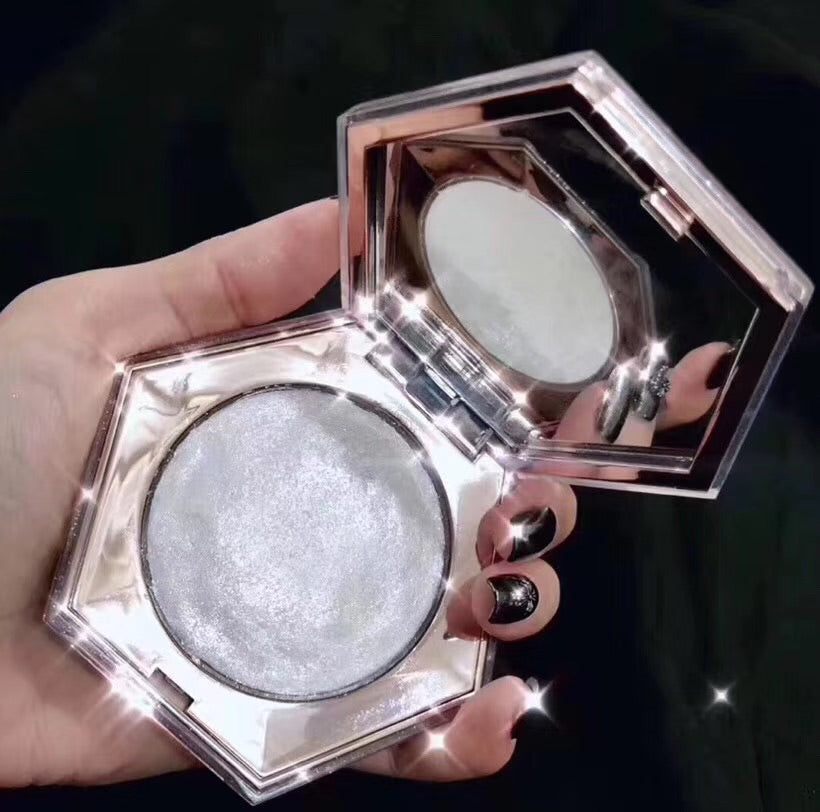 FENTY BEAUTY 蕾哈娜 Diamond Bomb 鑽石高光 #how many carats