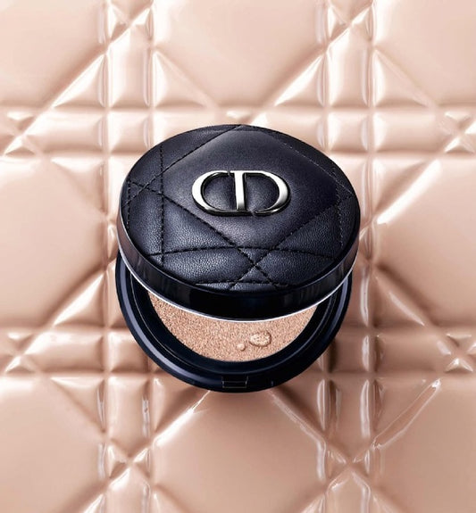 Dior 限量皮版 恆久貼肌透亮氣墊粉底 SPF50 13g