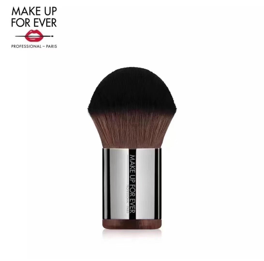 法國 Make Up Forever KABUKI 蜜粉掃 124 - La Fée Beauty